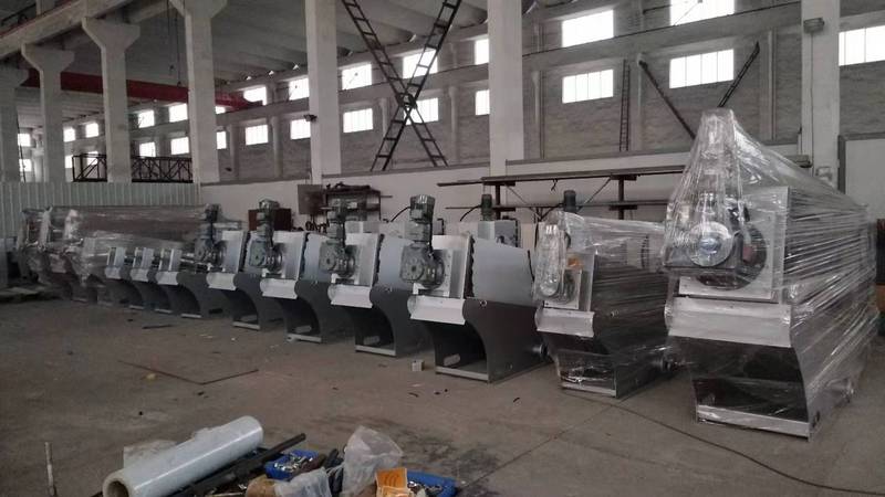 101,131,132污泥脱水叠螺机/sludge dewatering crew press